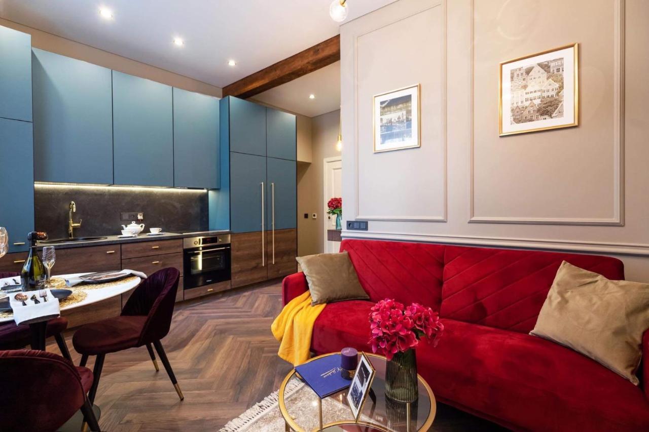Charming Apt In Vilnius Old Town By Reside Baltic Apartment ภายนอก รูปภาพ